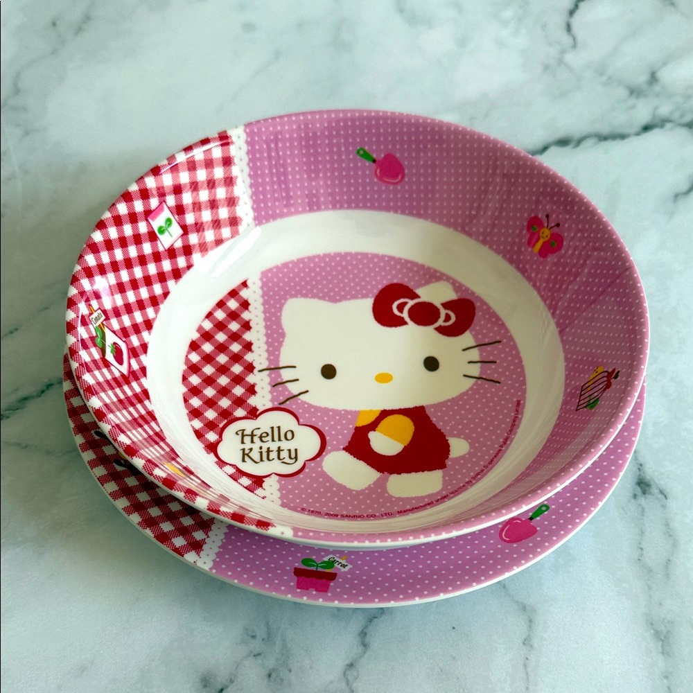 Superware Melamine Hello Kitty Plate and Soup Bowl Set
